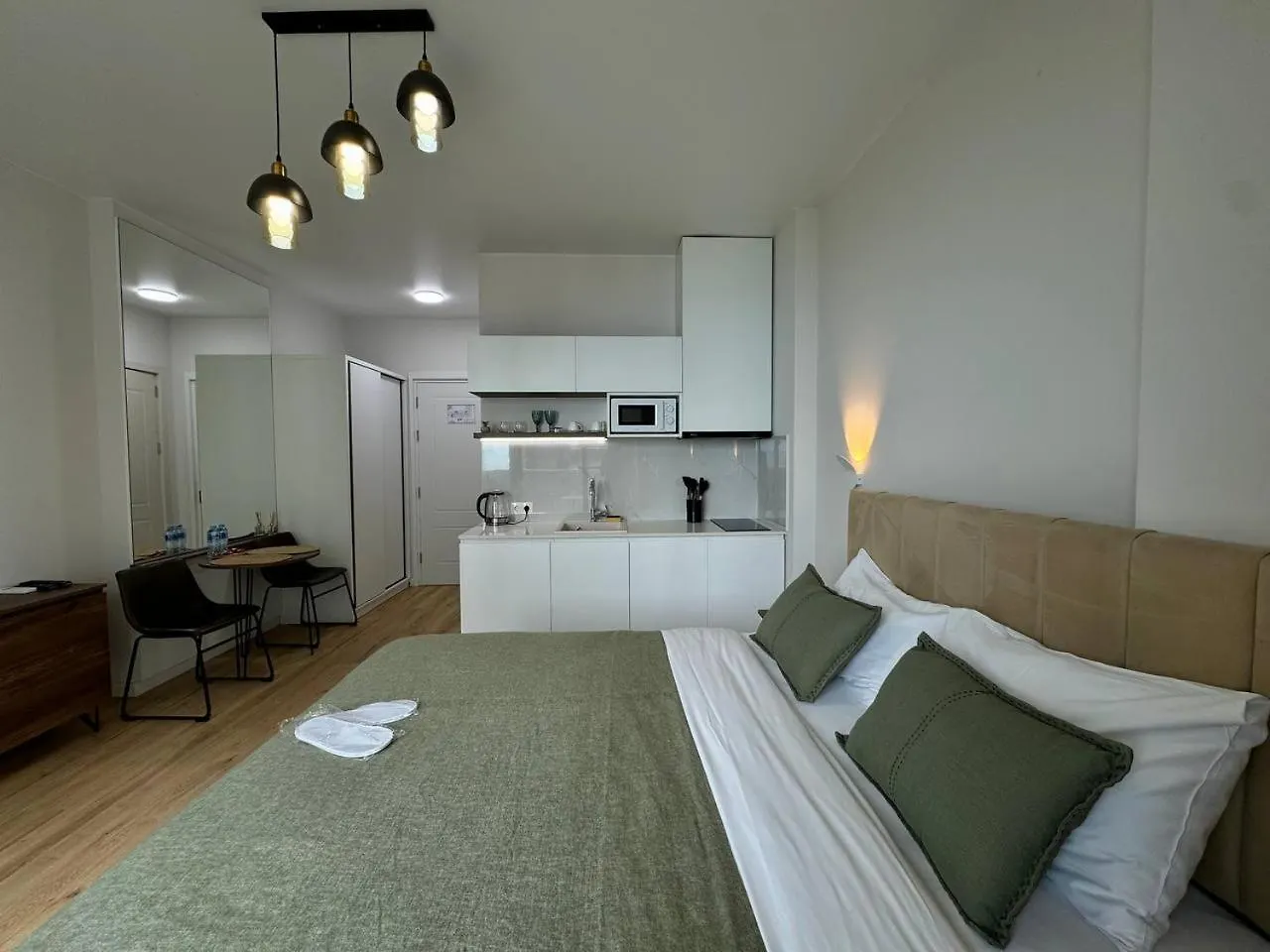 Dandy Apartments, Comfort Class Units By The Sea Batoumi 0*,